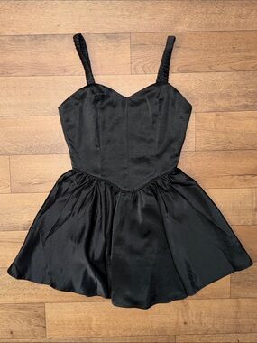 Fashion Brand Company Size Extra Small Black Mini Dress W/ Built In Bottoms XS